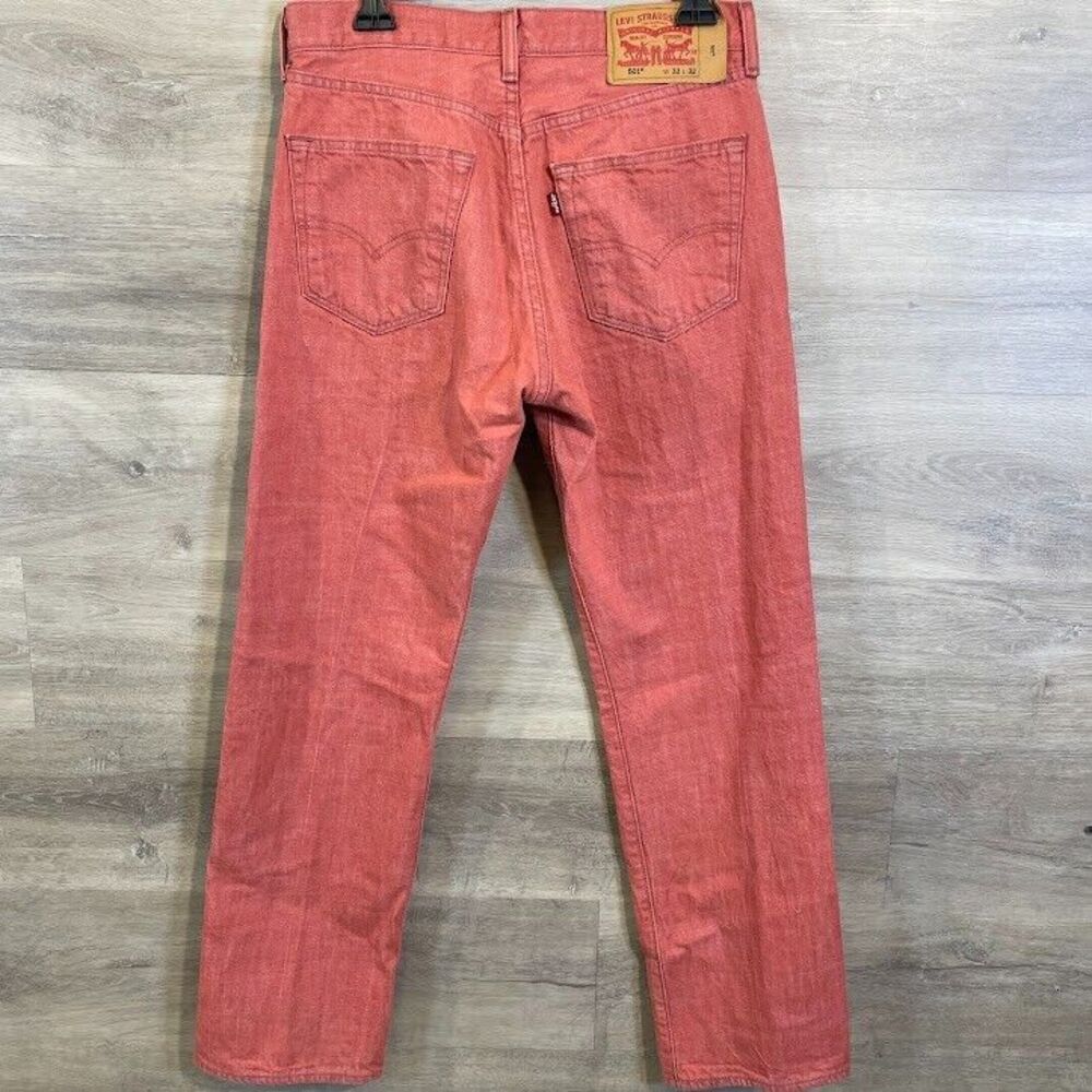 Levis 501 White Oak Cone Denim Jeans

These fit like size 30 waist 32 inseam - Picture 9 of 10
